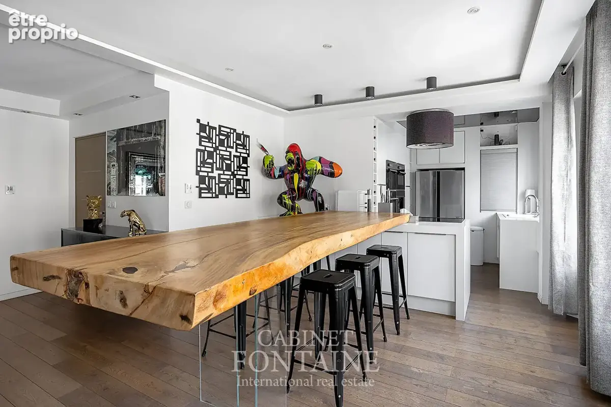Appartement de caractère en plein centre ville - photo 2