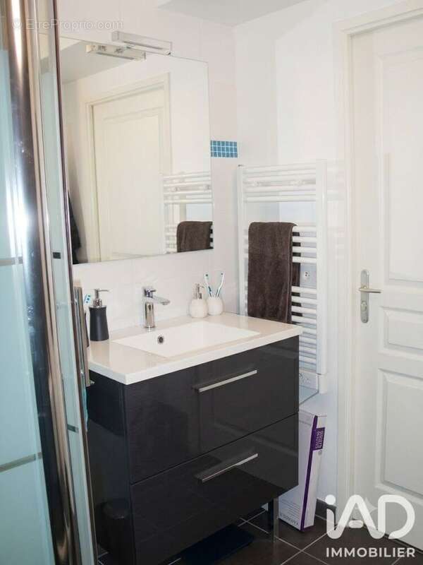 Appartement 60 m² à Villemomble  - photo 7