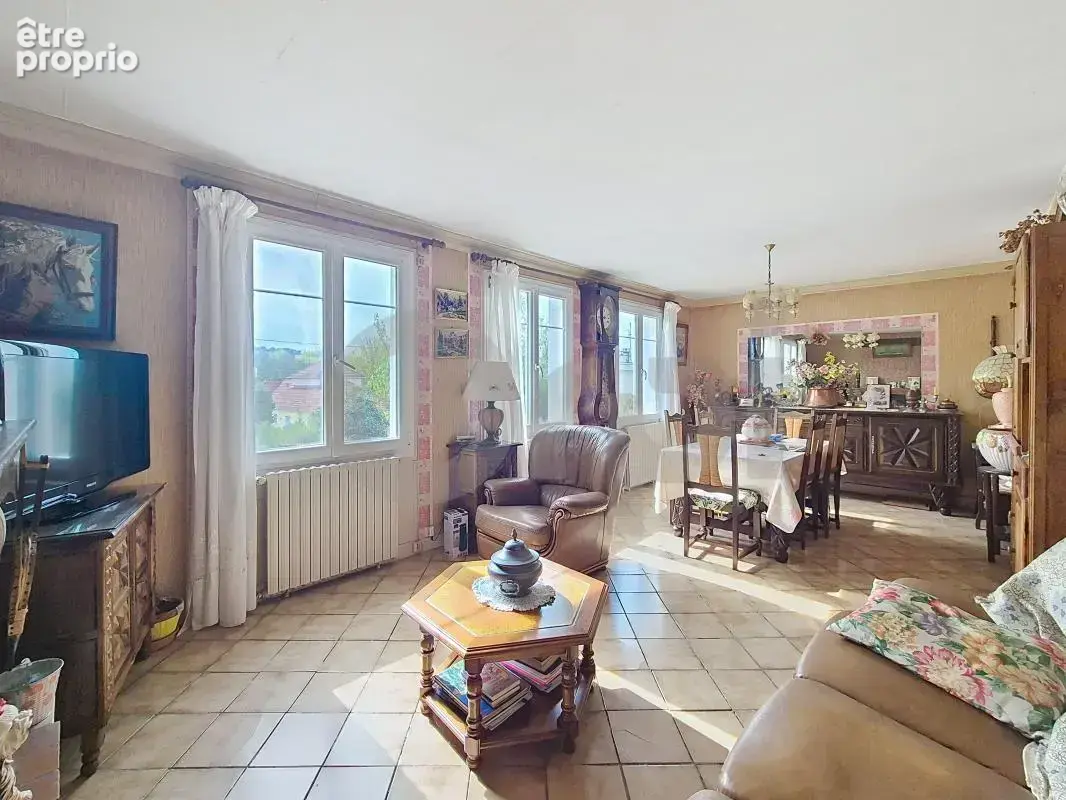 Maison familiale avec terrain et garage – La Rivière-de-Mansac - photo 3