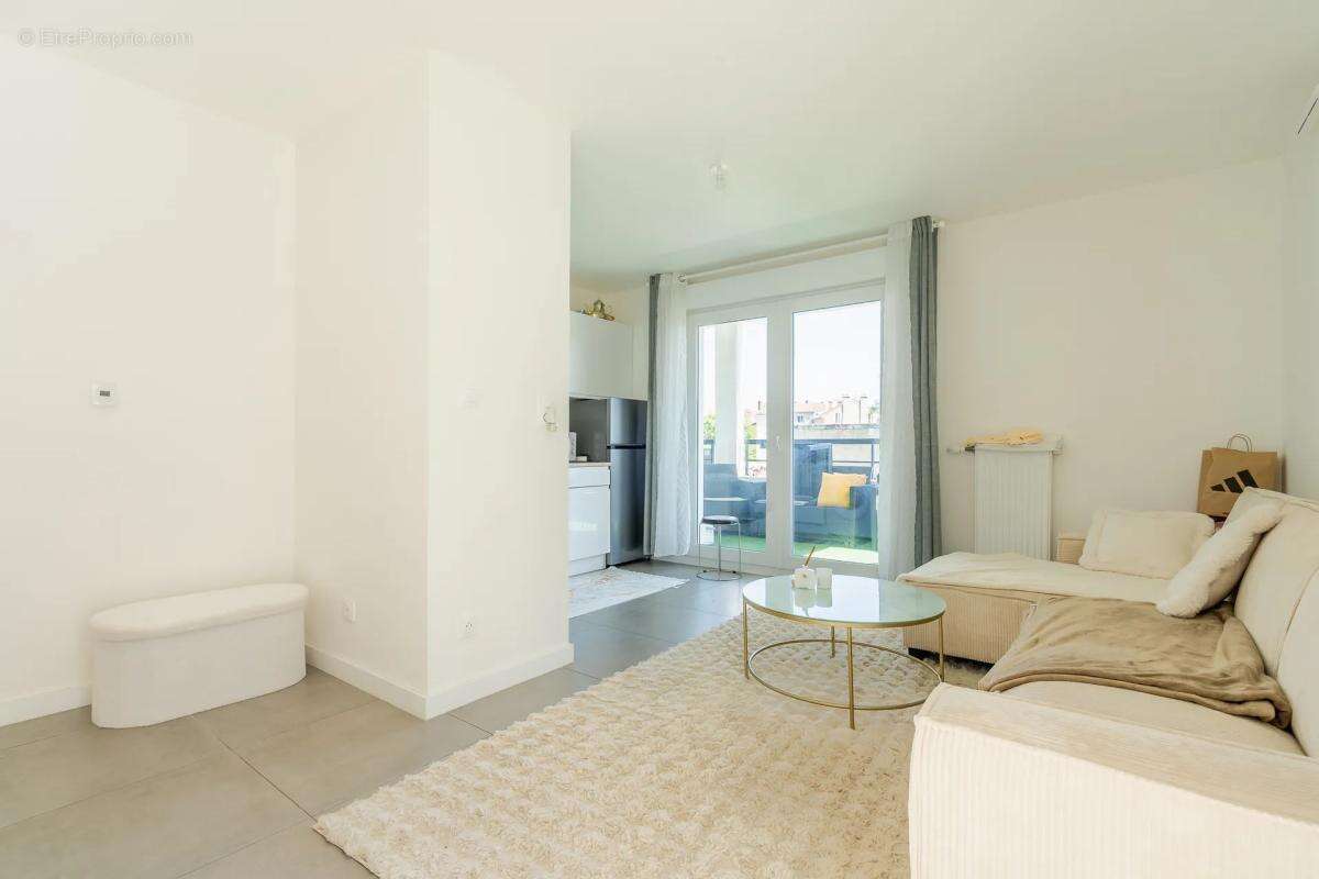 Appartement à AULNAY-SOUS-BOIS