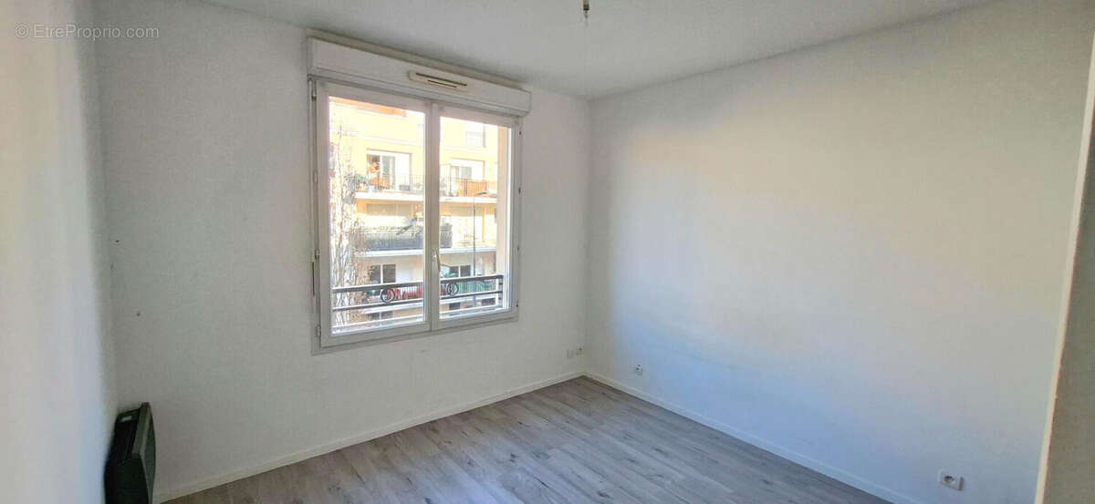 Appartement à CORBEIL-ESSONNES