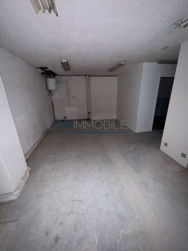 Dax - centre ville - local 140m2 - photo 4