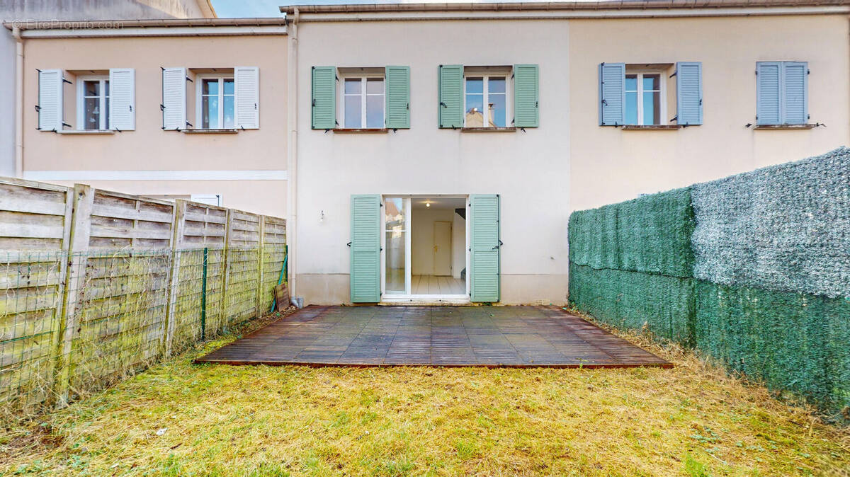 Maison à BOIS-D'ARCY