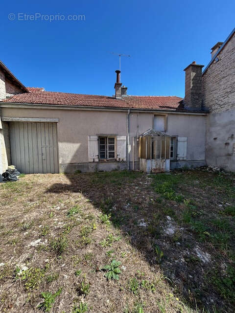 Maison à LAFERTE-SUR-AUBE