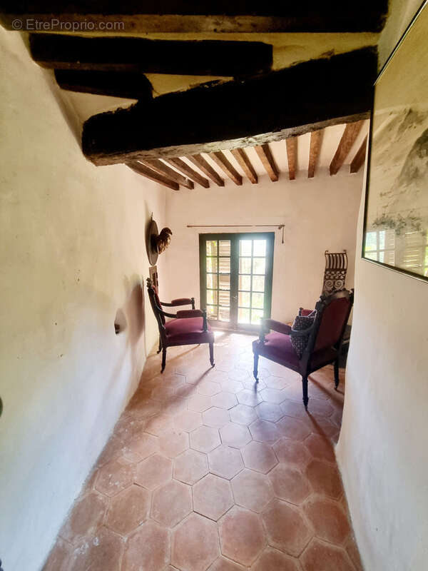 Maison à CHATEAUDOUBLE