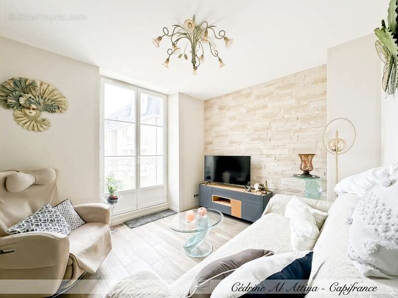 Appartement à PERIGNY