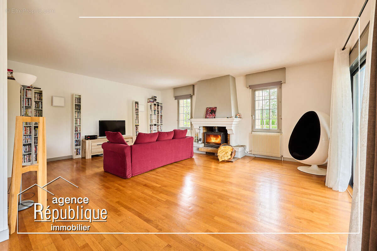 Photo 1 - Maison à FONTAINE-LES-DIJON