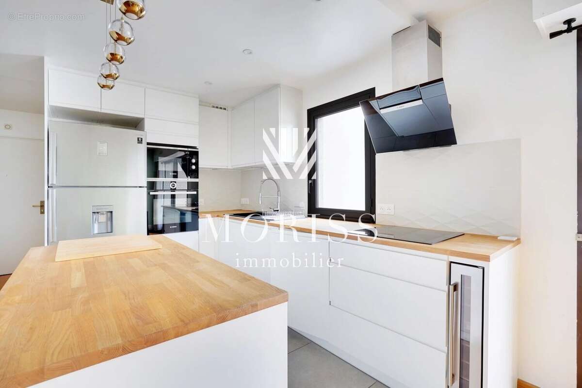 Appartement à PARIS-11E