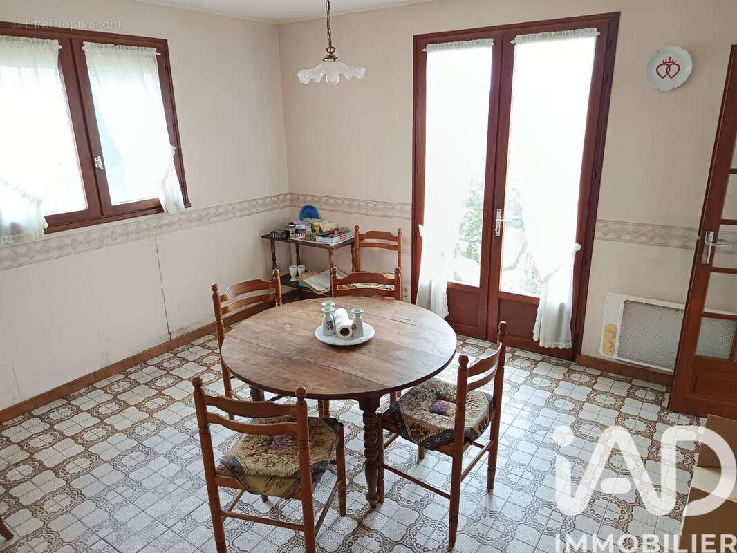 Photo 2 - Maison à ANTIGNY