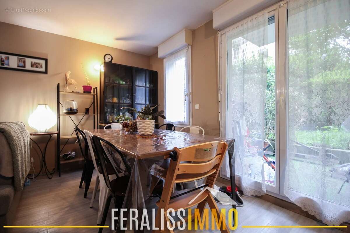Appartement à COURDIMANCHE