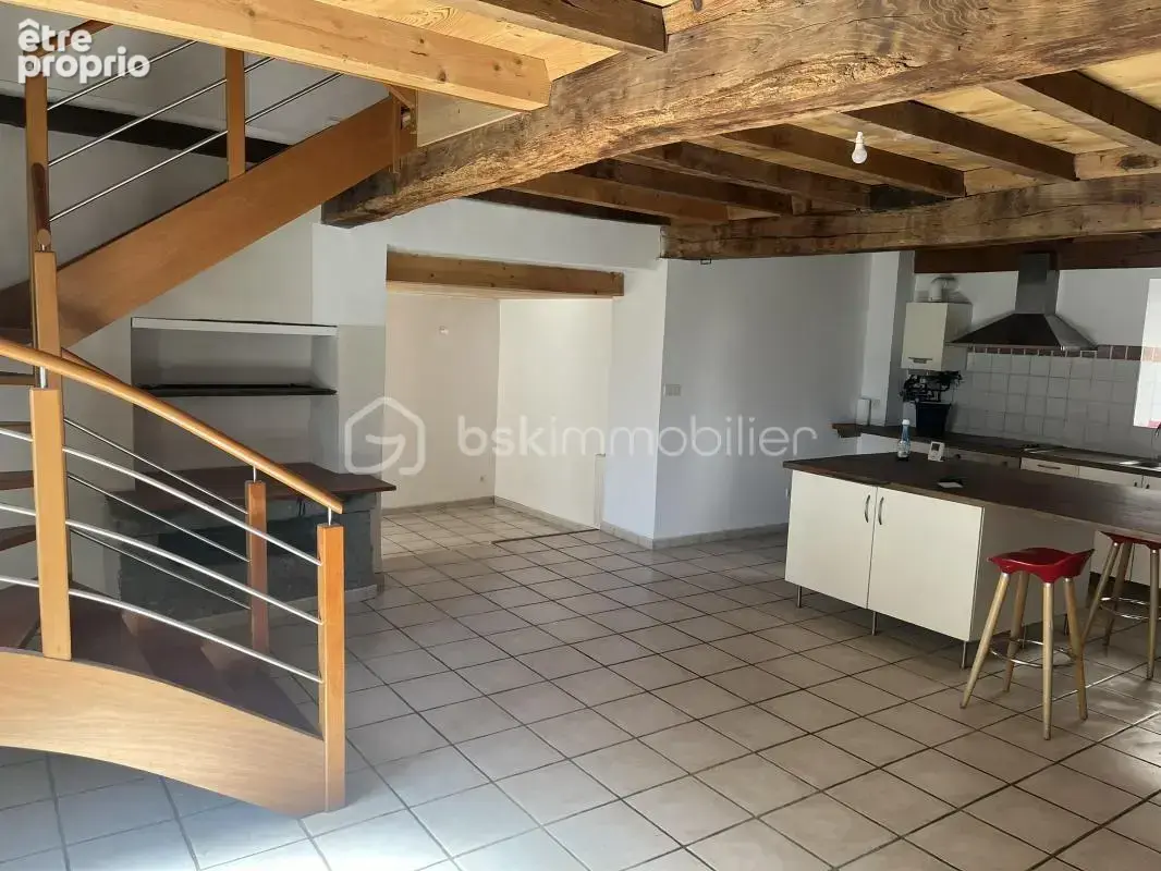  Maison de ville coup de cœur entièrement rénovée avec terrasse de 65 m² - photo 8