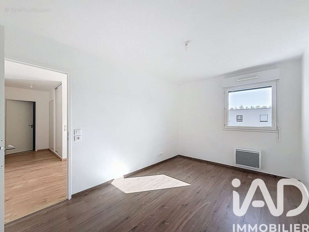 Appartement 42 m² à Mont-Saint-Aignan  - photo 9