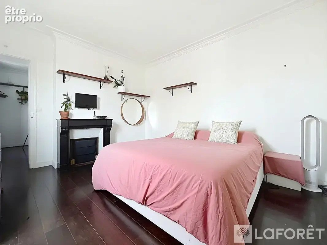 Appartement Paris 2 pièce(s) 35.14 m2 - BALCON - ETIENNE MARCEL / LES HALLES - photo 6