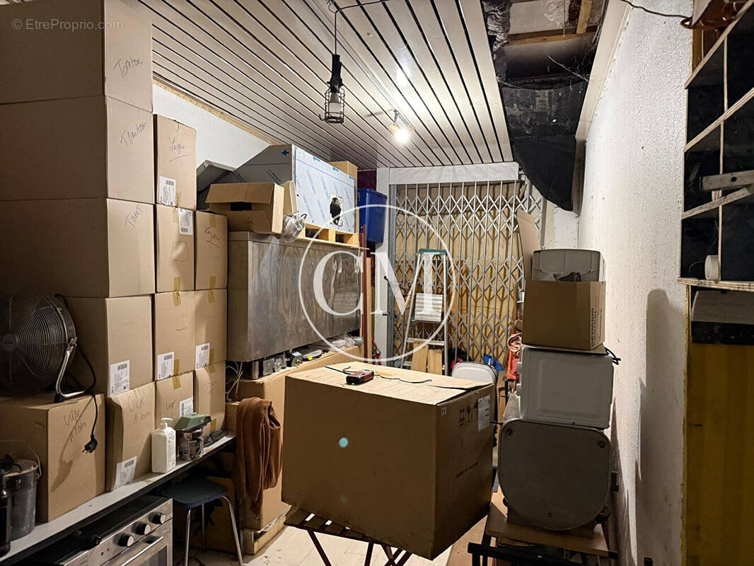 Commerce à VERSAILLES