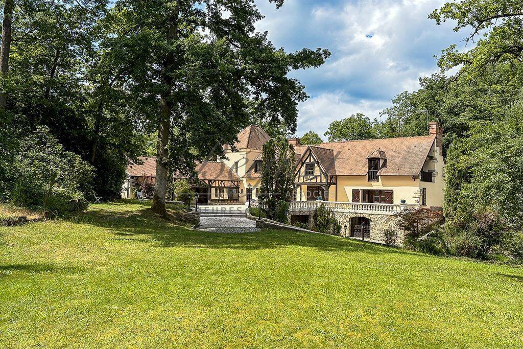 Maison à POIGNY-LA-FORET