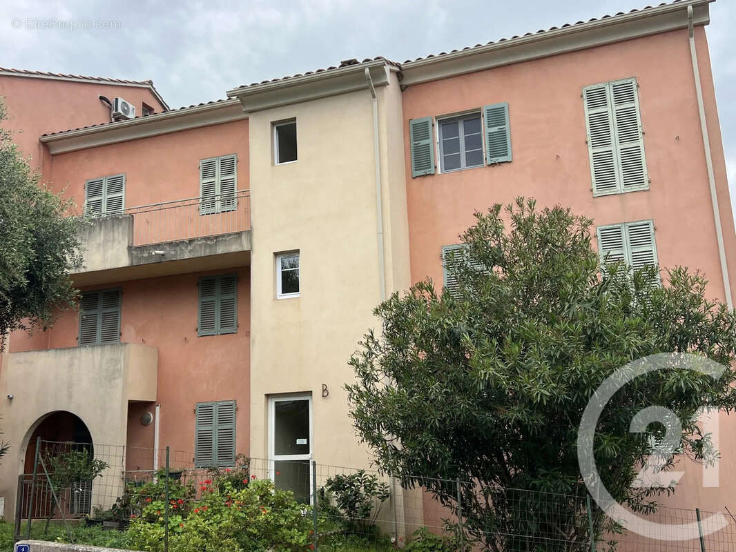 Appartement 140 m² à Saint-Florent  - photo 16