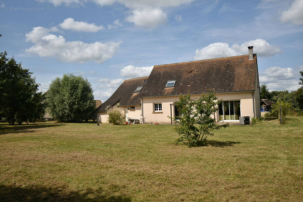 Maison à GUECELARD