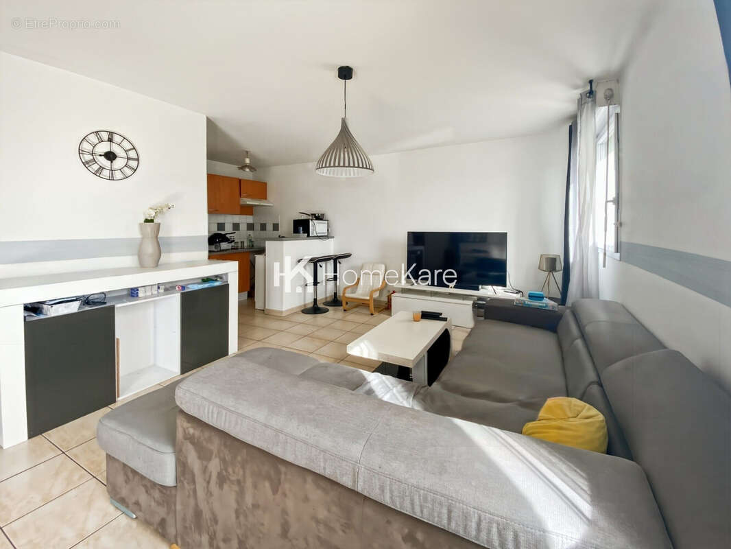 Appartement 55 m² à Begles  - photo 4