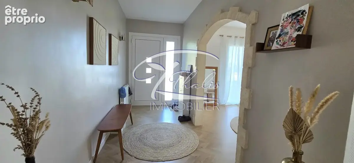Maison 8 pièces 175 m² à vendre à La Lande-De-Fronsac (33240) - photo 5