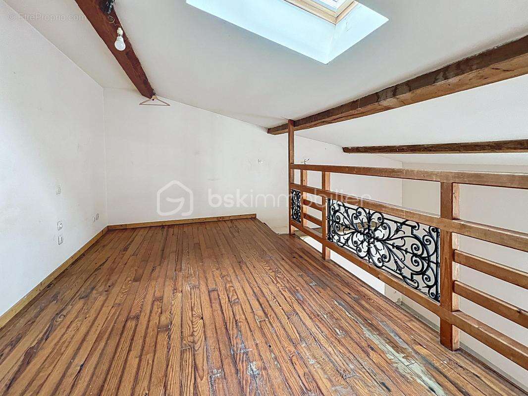 Appartement à TREBES