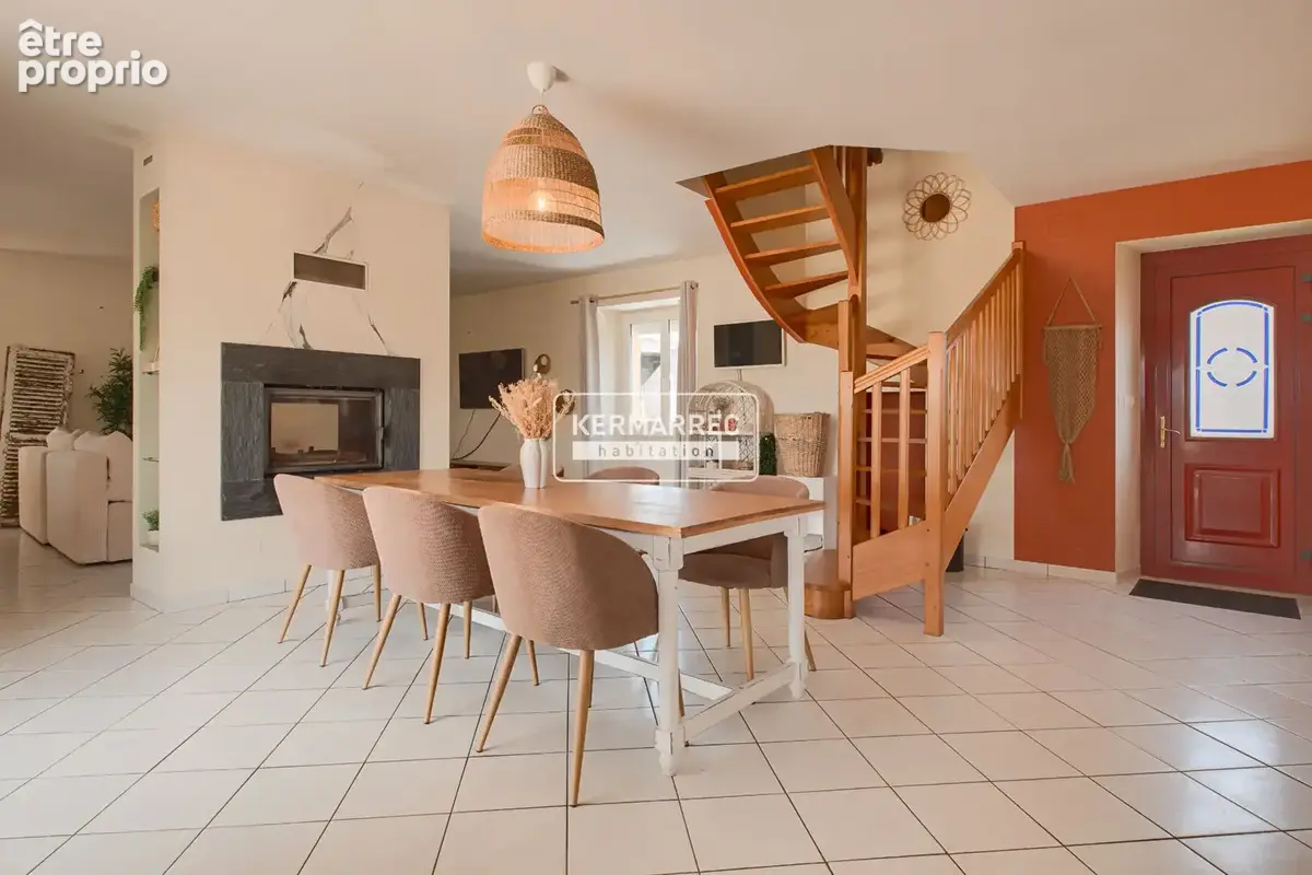 A VENDRE Maison Argentré-Du-Plessis 10 pièce(s) 195 m2 - 324 500  HAI - photo 12