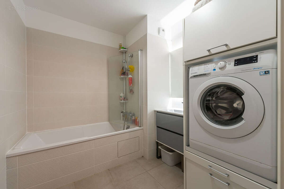 Appartement à SURESNES