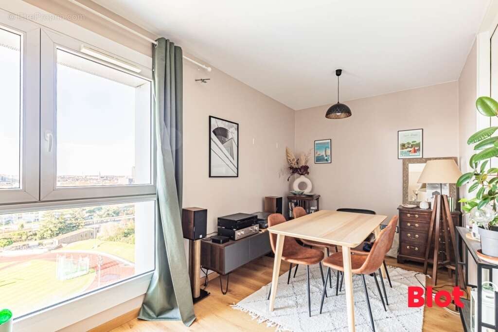 Appartement à NANTES