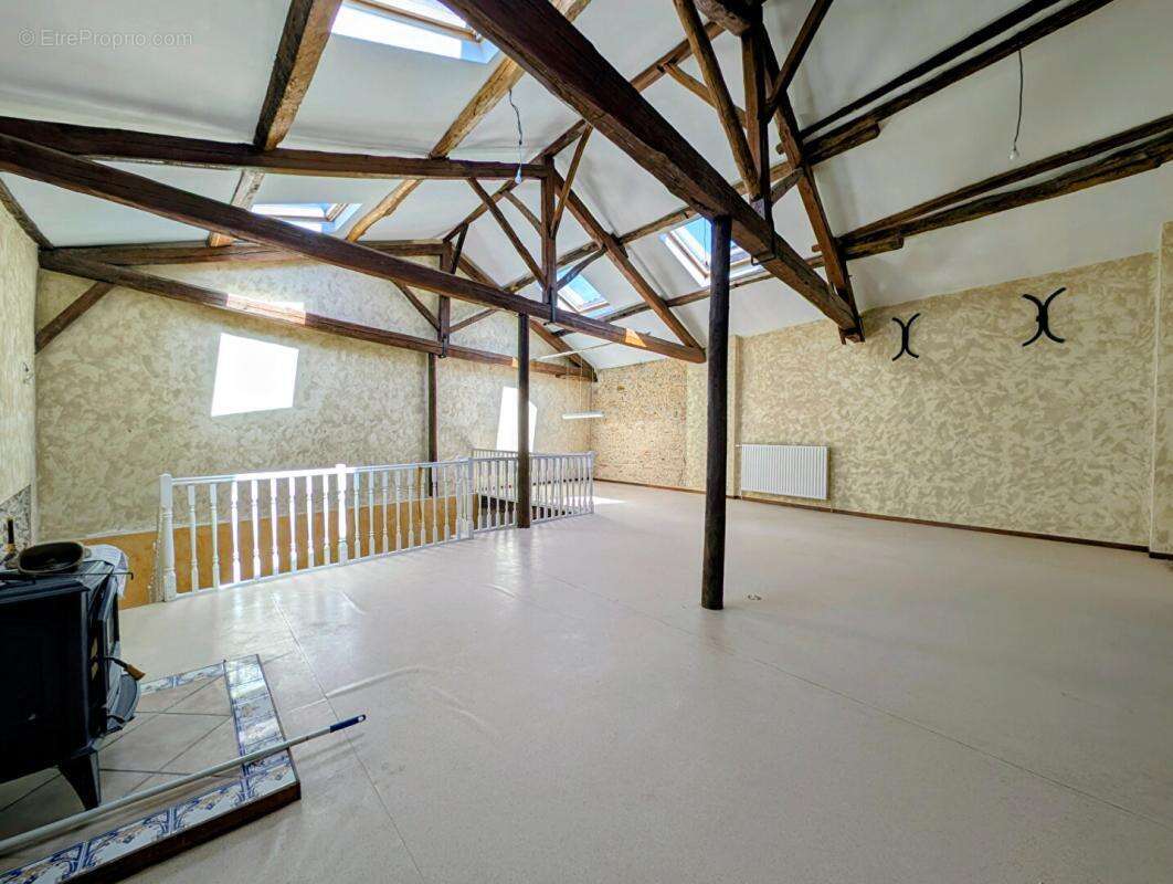 Maison Marignac Laspeyres 348 m2 avec jardin et dépendance - photo 10