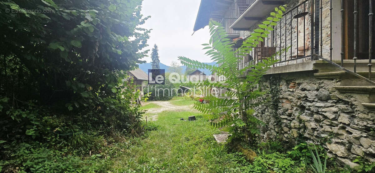 Maison à SAINT-PIERRE-D&#039;ALBIGNY