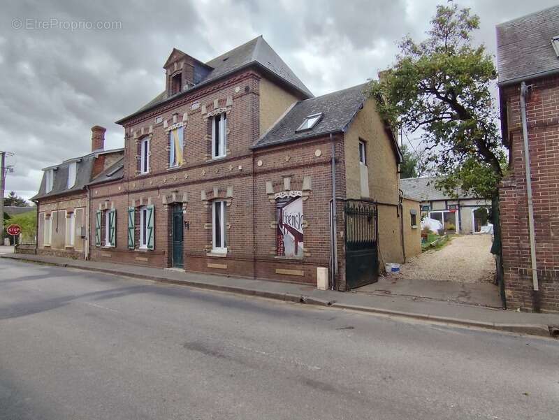 Maison à vendre 6 pièces QUITTEBEUF (27) - photo 3