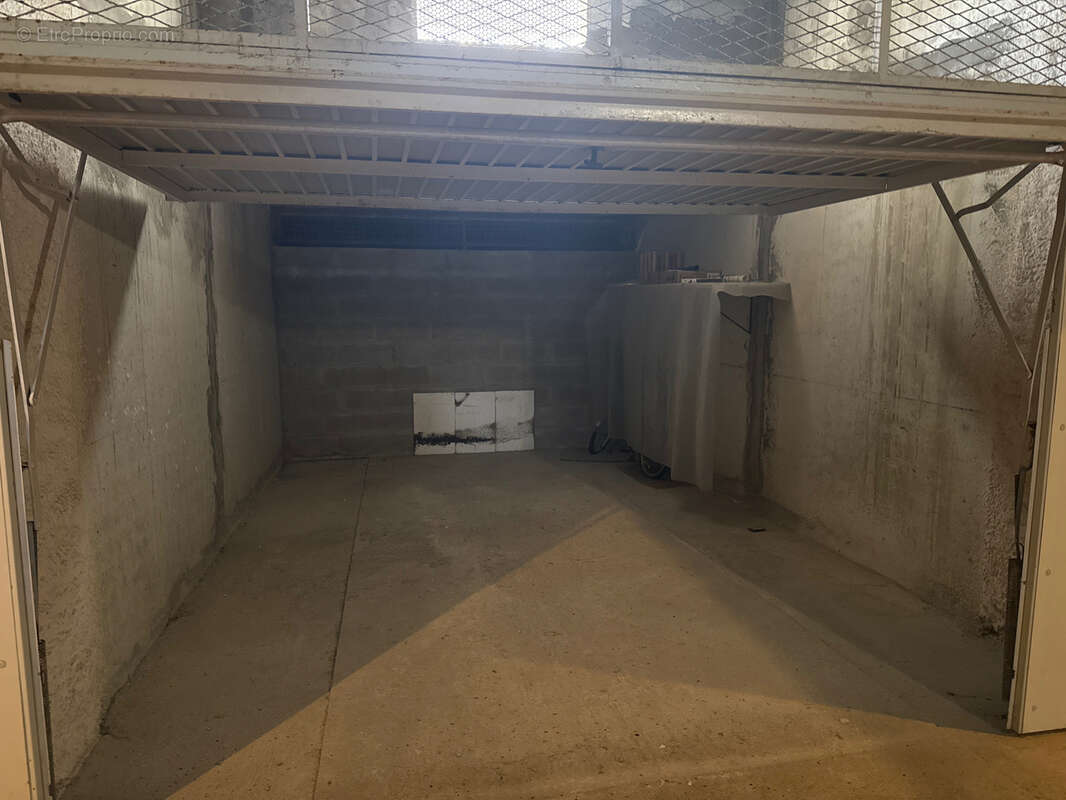 Parking 17 m² à Saint-Hilaire-De-Riez  - photo 2