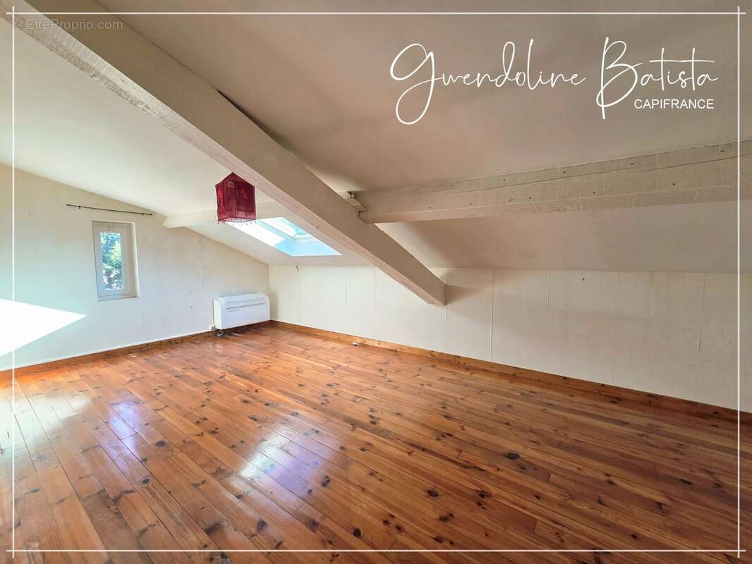 Maison Bourgeoise 240m² - 7 chambres - Terrain 7000m² avec piscine - photo 18