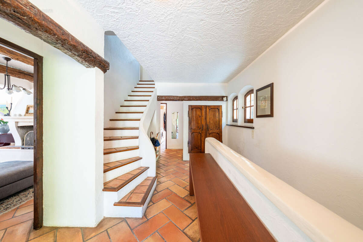 Maison à LA COLLE-SUR-LOUP