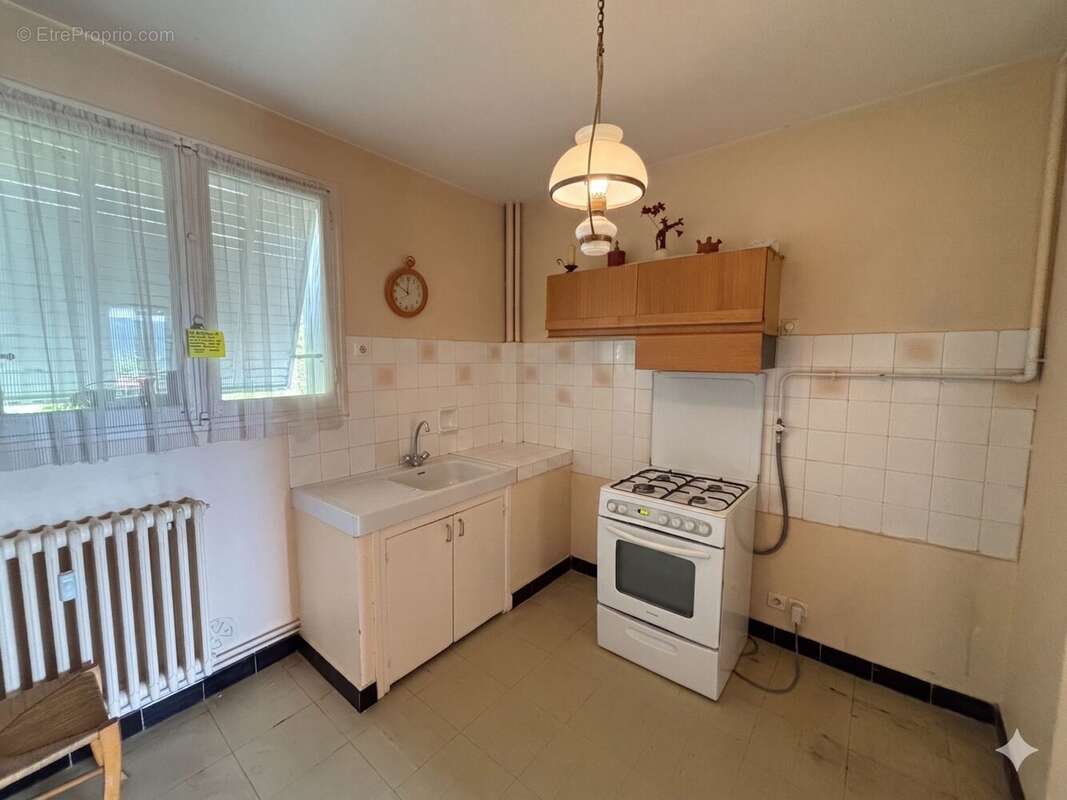 Appartement 75 m² à Privas  - photo 4