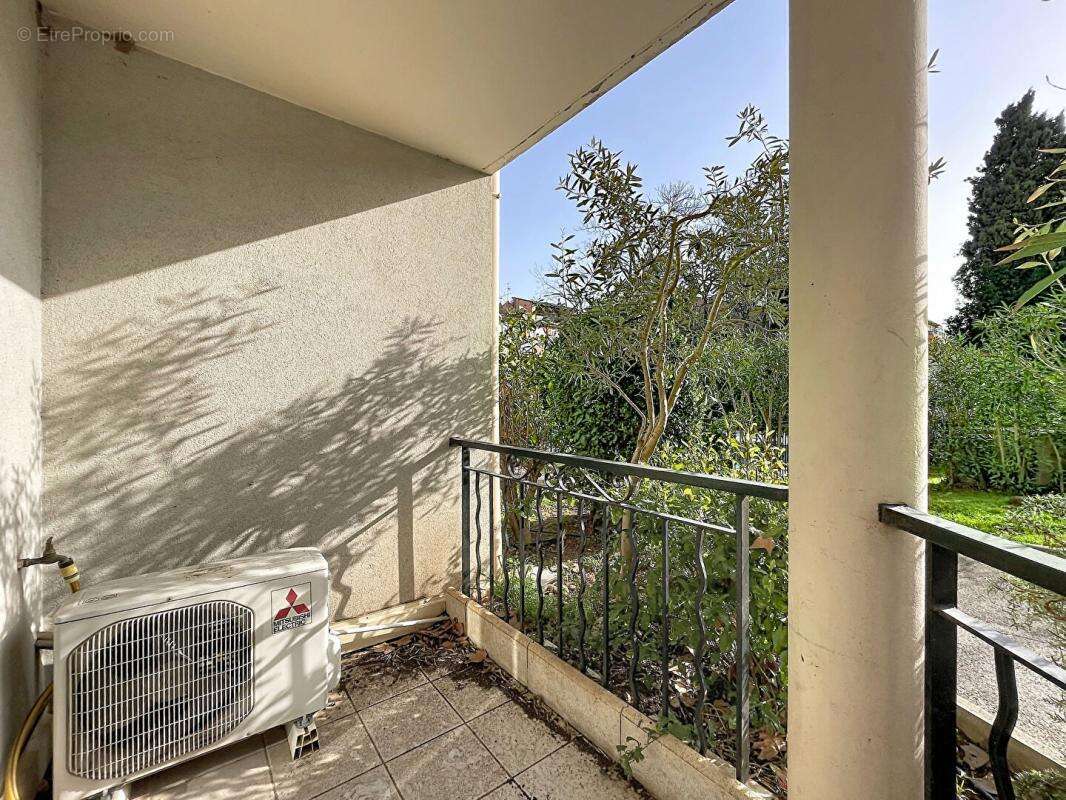 Appartement à LE LUC