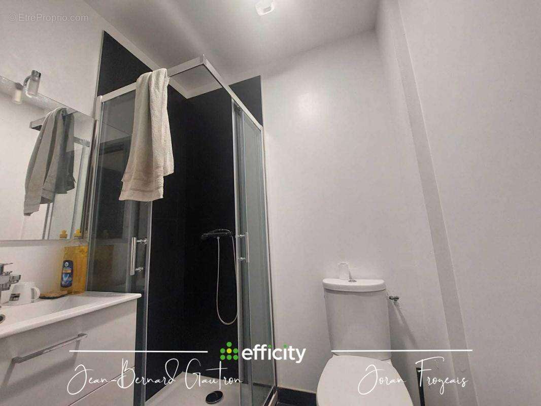 Commerce à LA CHAPELLE-DES-FOUGERETZ