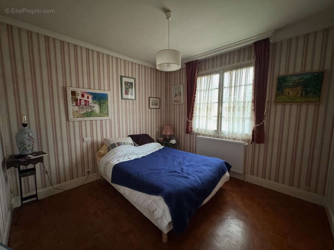 Maison à CHATENOY-LE-ROYAL