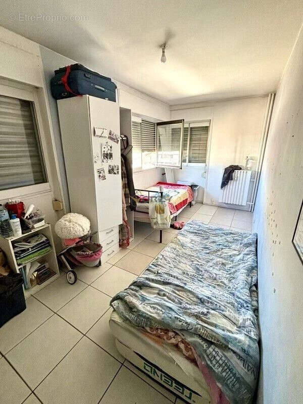 Appartement à MARSEILLE-3E