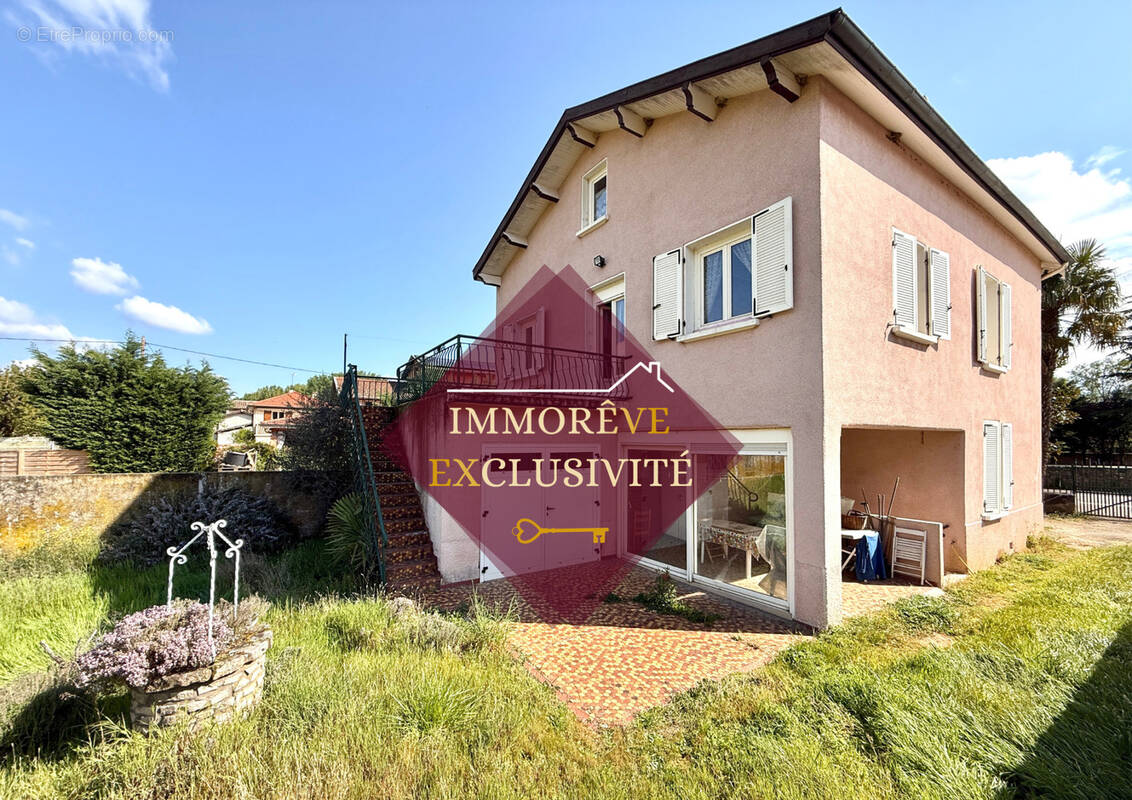 Maison à LIMONY