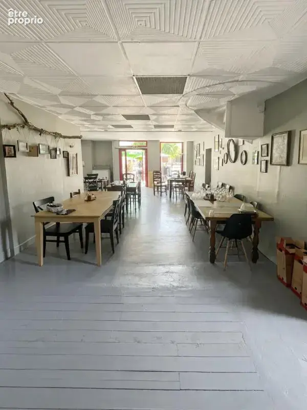 Vente Interactive - Départ des offres à 164000 en plein coeur de Saint Gaultier  11 pièces 306 m2 - photo 5