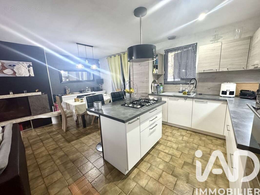 Maison 119 m² à Villiers-Louis  - photo 5