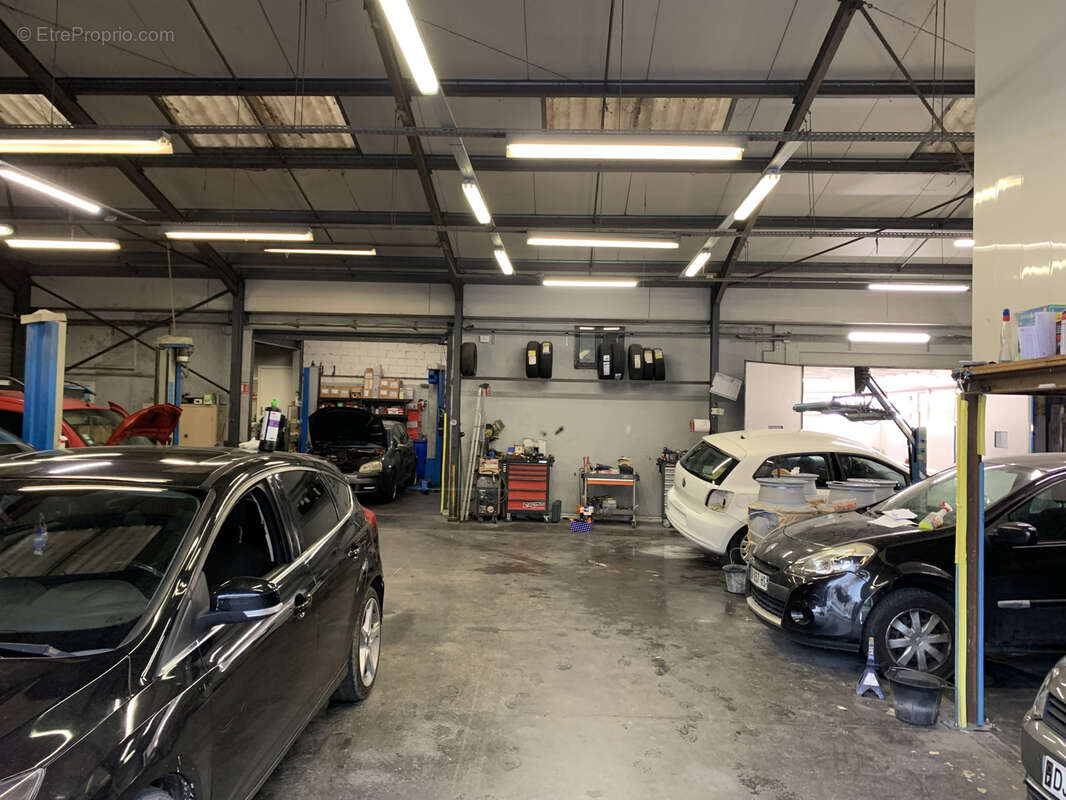 Commerce à MARSEILLE-13E