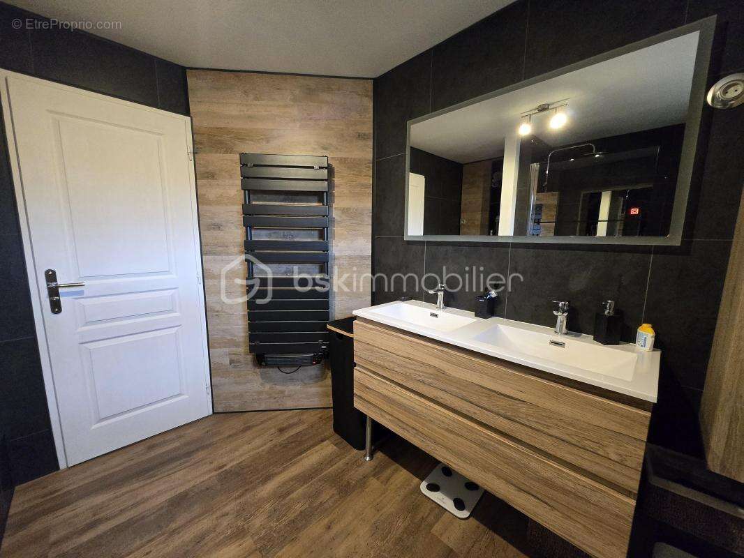 Maison à POUGUES-LES-EAUX