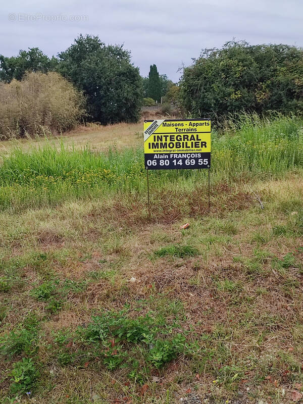 Terrain à GRAULHET