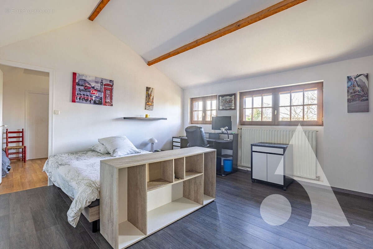 Maison en pierres 4 chambres avec jardin - photo 8