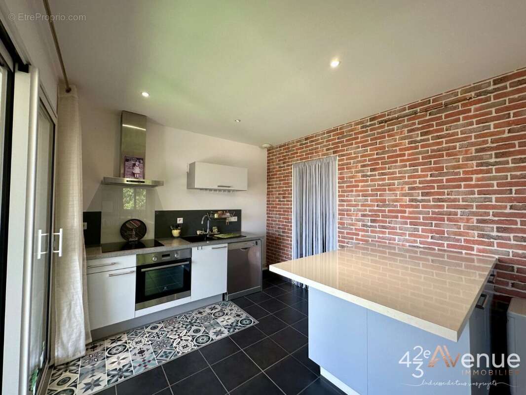 Appartement à SAINT-CYPRIEN