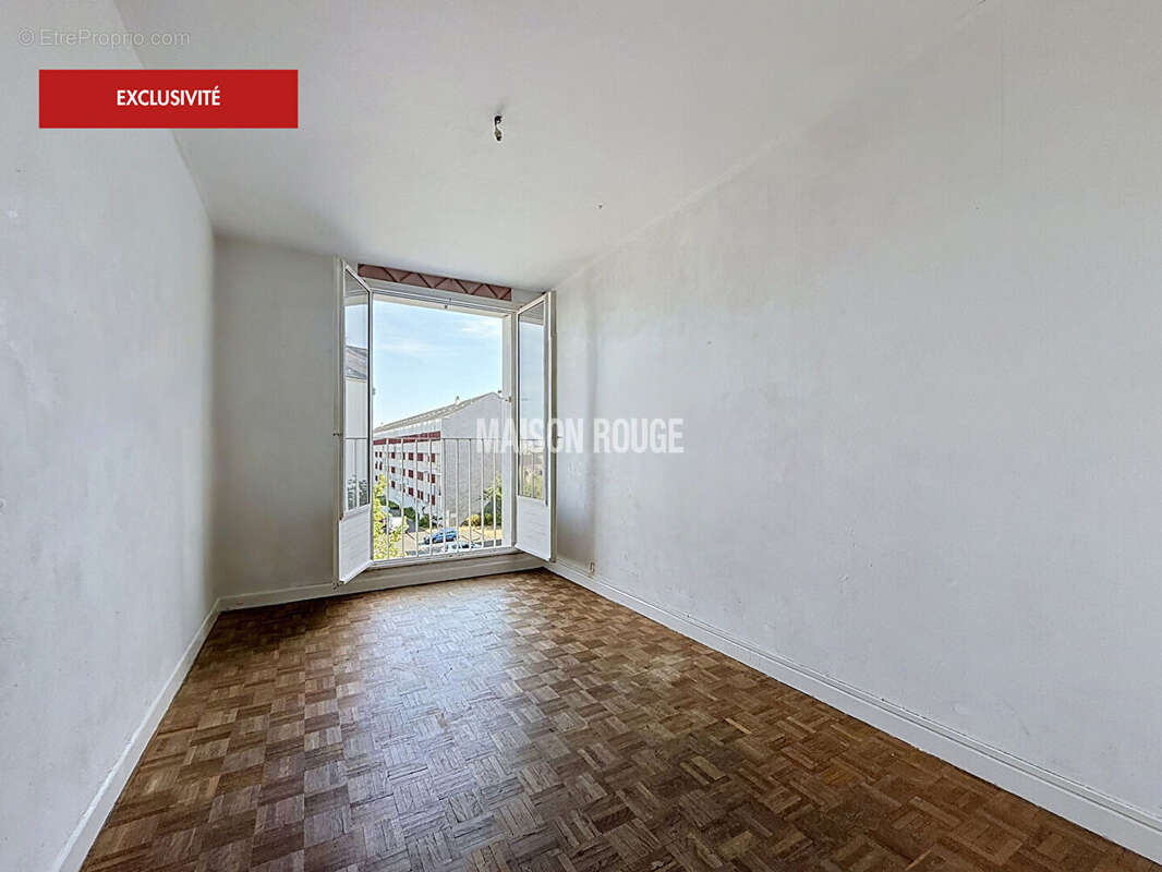 Appartement avec balcon et cave - SAINT BRIEUC, proche des universités - photo 3