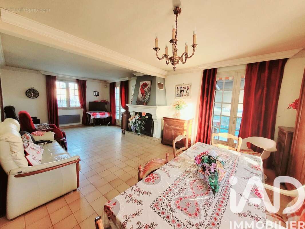 Photo 4 - Maison à LA FERTE-GAUCHER