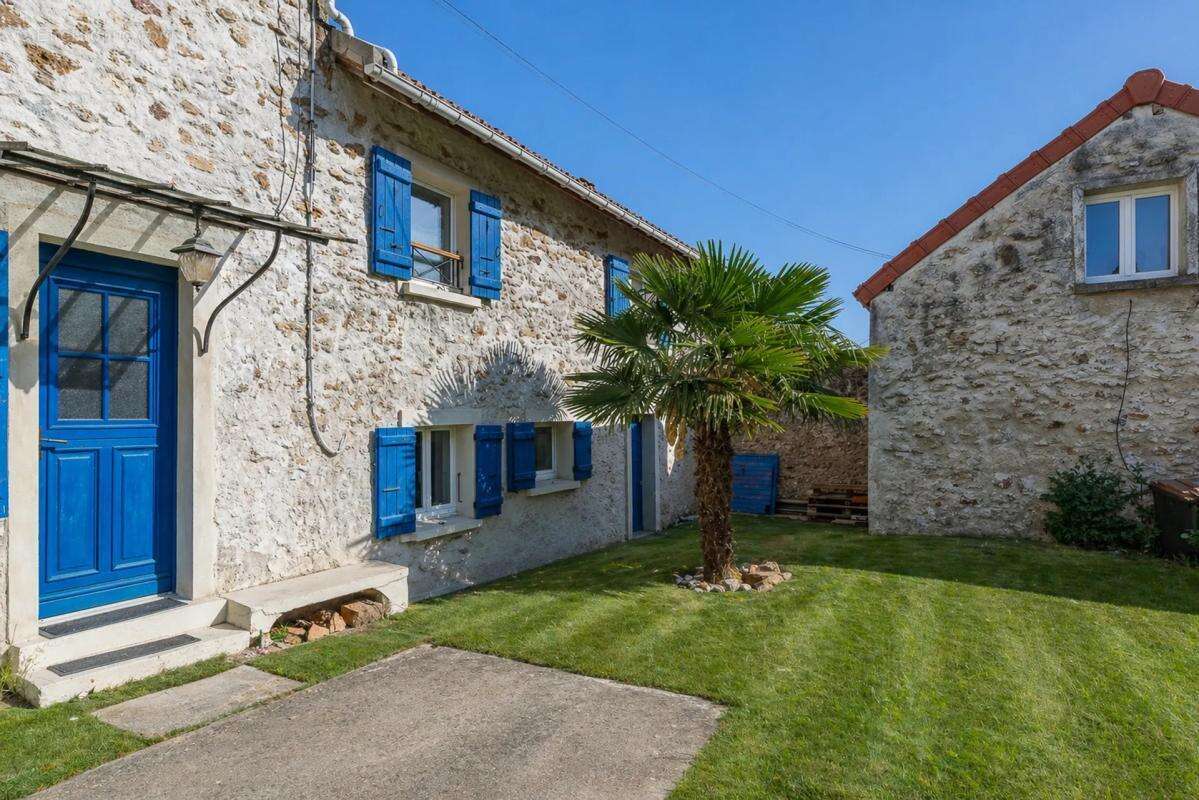 Maison à FUBLAINES