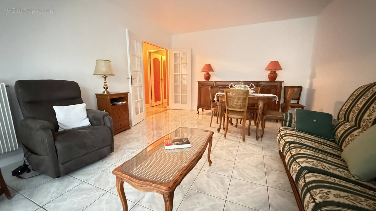 Appartement à PLAISIR